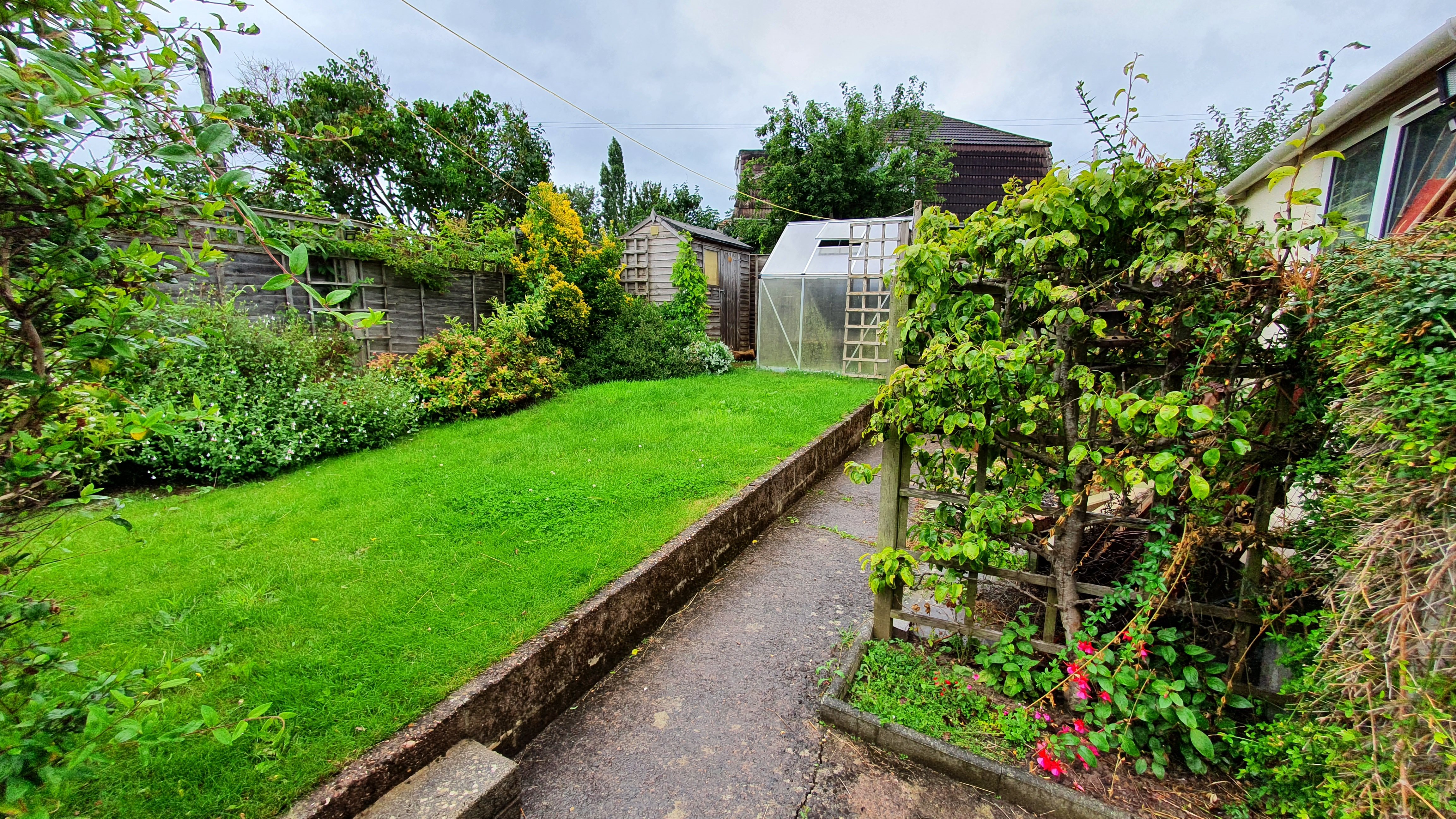 3 bed house to rent in Bishops Hull, Taunton, TA1 8