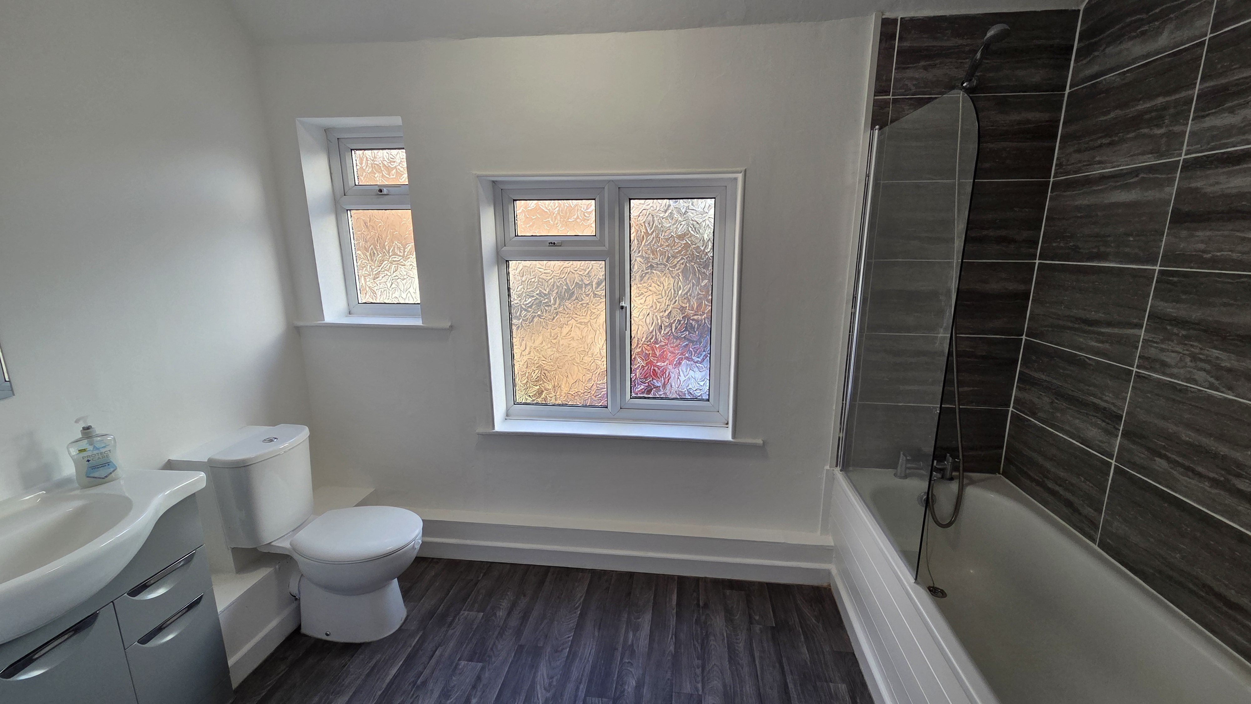 2 bed flat to rent in Bridge Street, Taunton, TA1  - Property Image 7