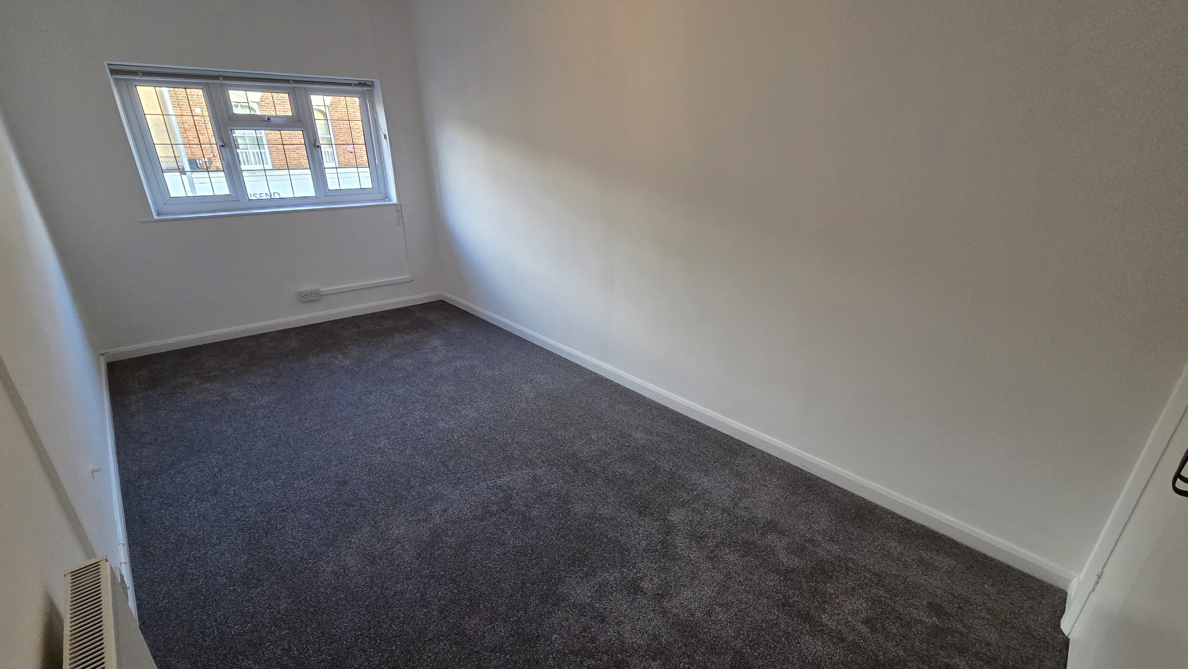 2 bed flat to rent in Bridge Street, Taunton, TA1 8