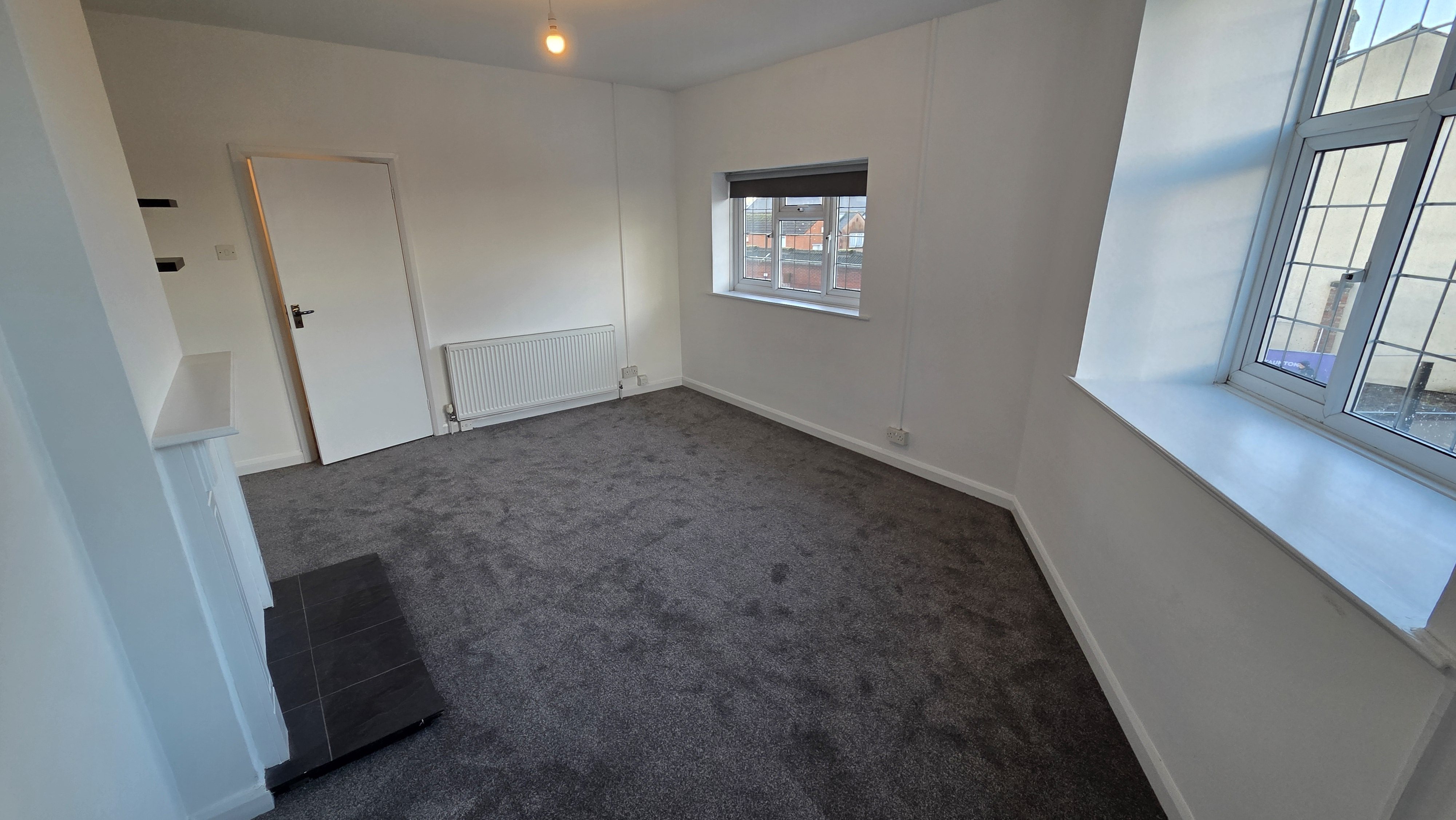 2 bed flat to rent in Bridge Street, Taunton, TA1 4