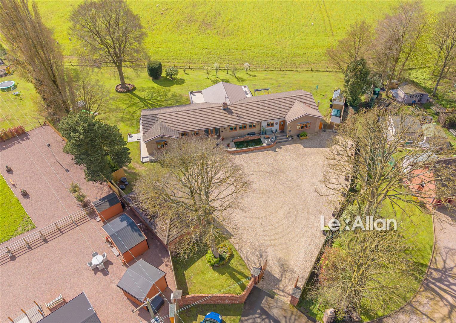Foley Fane, Ashwood Lower Lane, Prestwood