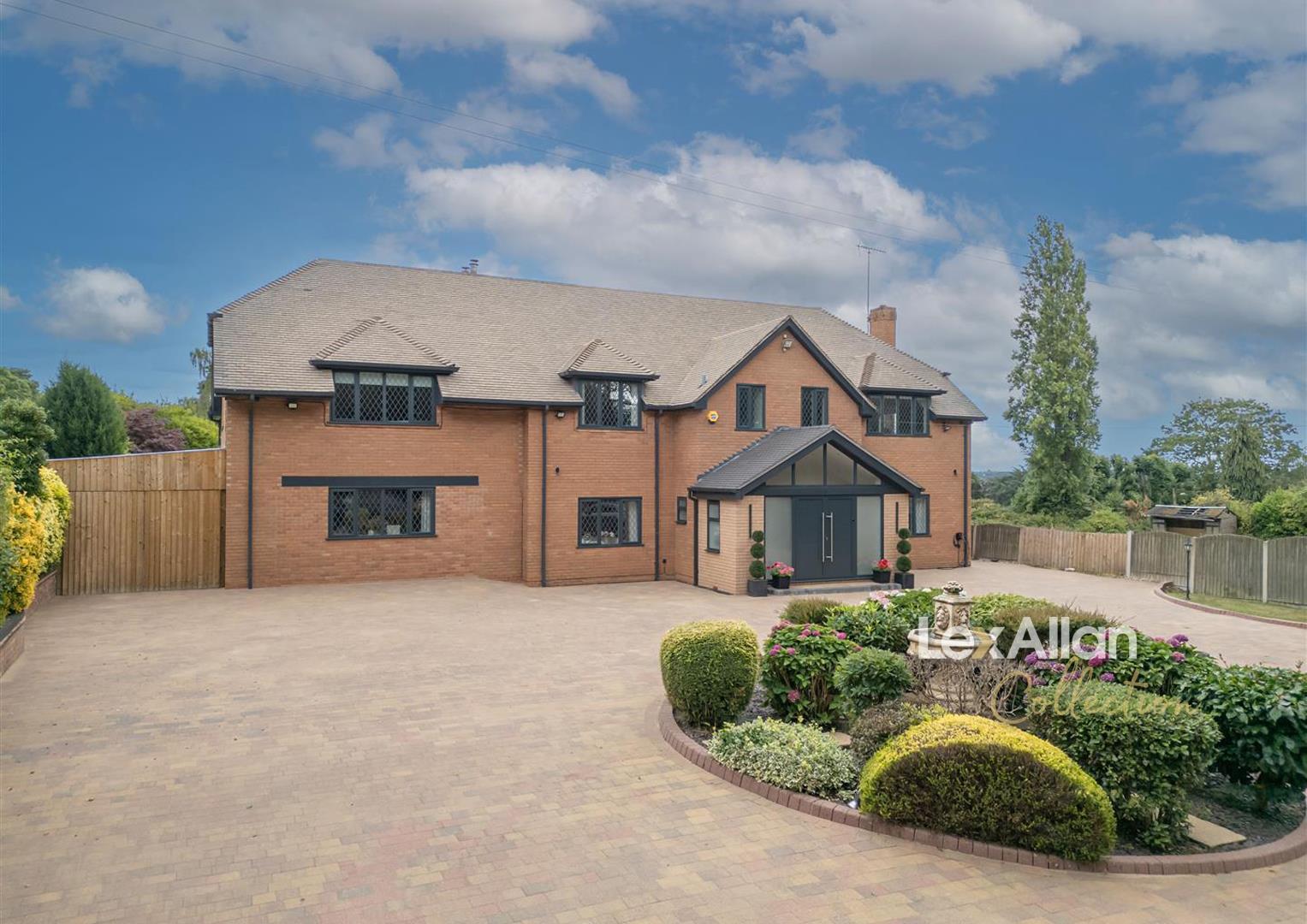 Sugar Loaf Lane, Iverley