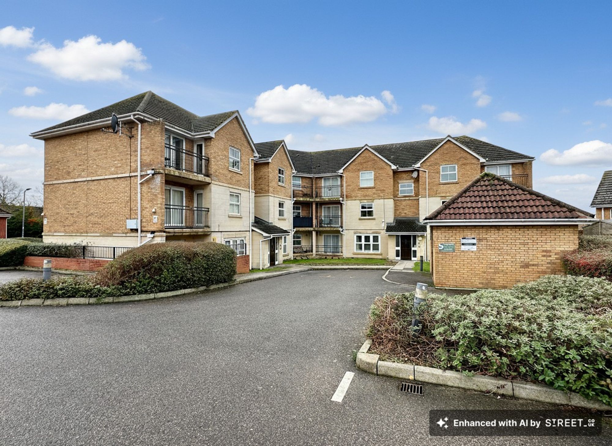 3 Bed Apartment For Sale In Fir Court, Laindon, SS15