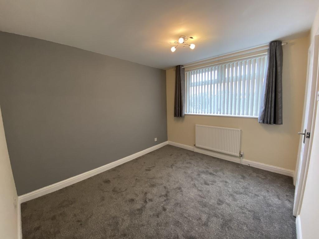 2 bed detached bungalow to rent in Braithwaite Edge Road, Keighley, BD22 6RA 4