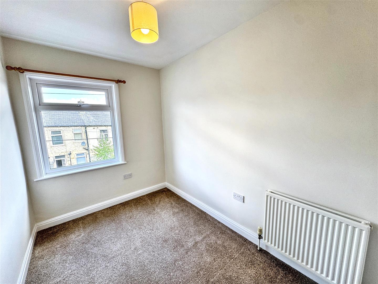 2 bed terraced house to rent in Mannville Walk, Keighley, BD22 6AG  - Property Image 7