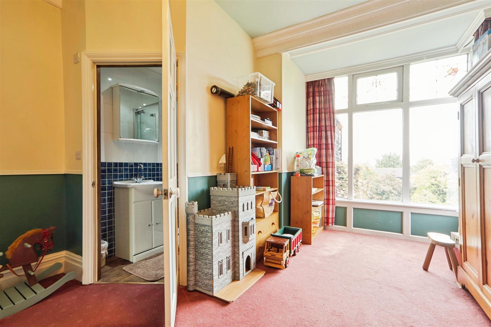 6 bed semi-detached house for sale in Highfield Lane, Keighley, BD21 2HU 10