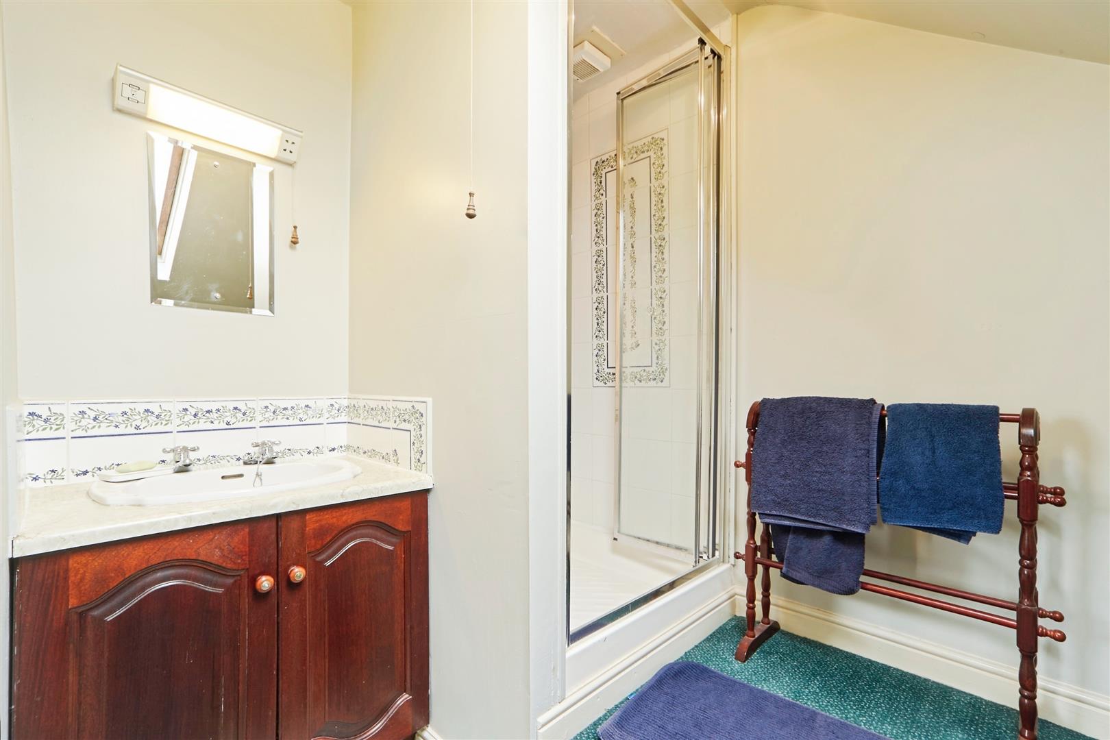 6 bed semi-detached house for sale in Highfield Lane, Keighley, BD21 2HU  - Property Image 13