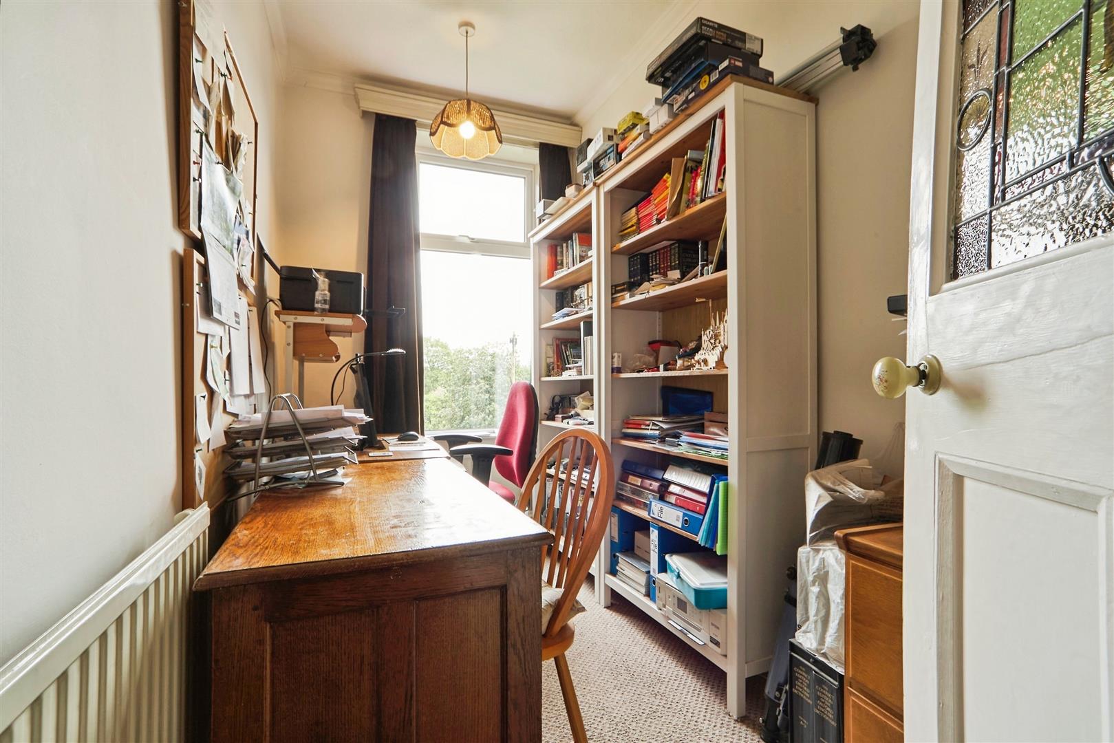 6 bed semi-detached house for sale in Highfield Lane, Keighley, BD21 2HU  - Property Image 15