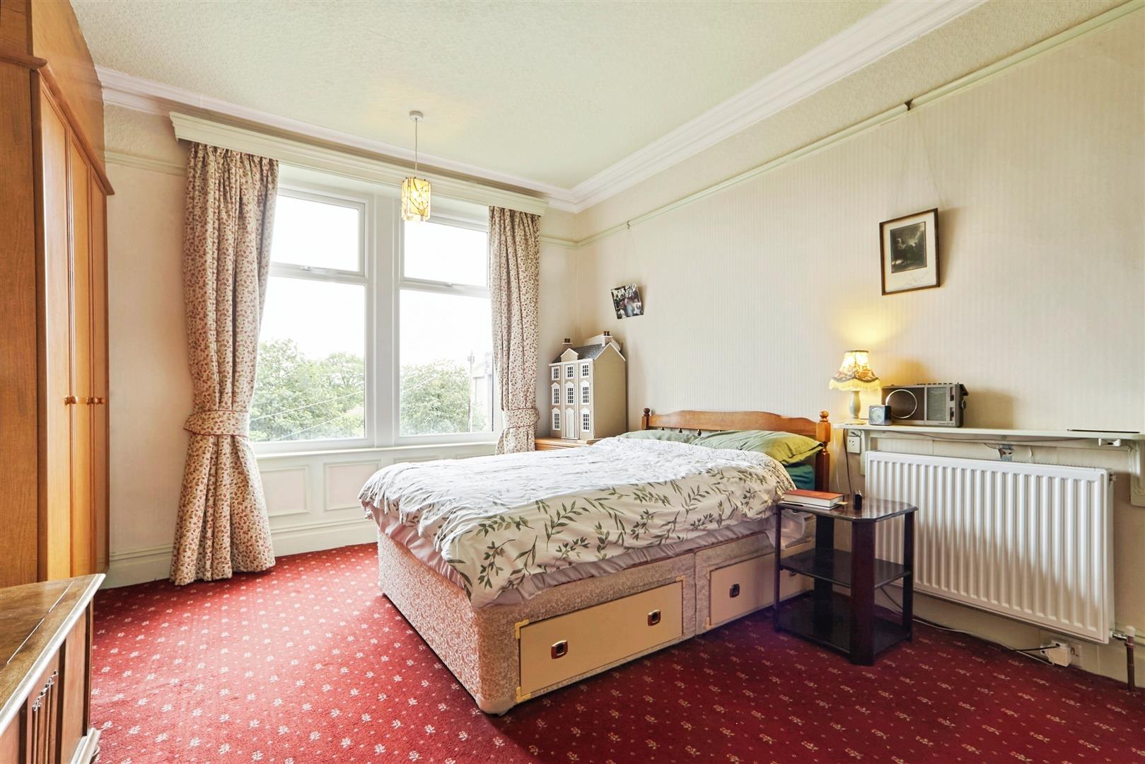 6 bed semi-detached house for sale in Highfield Lane, Keighley, BD21 2HU 5