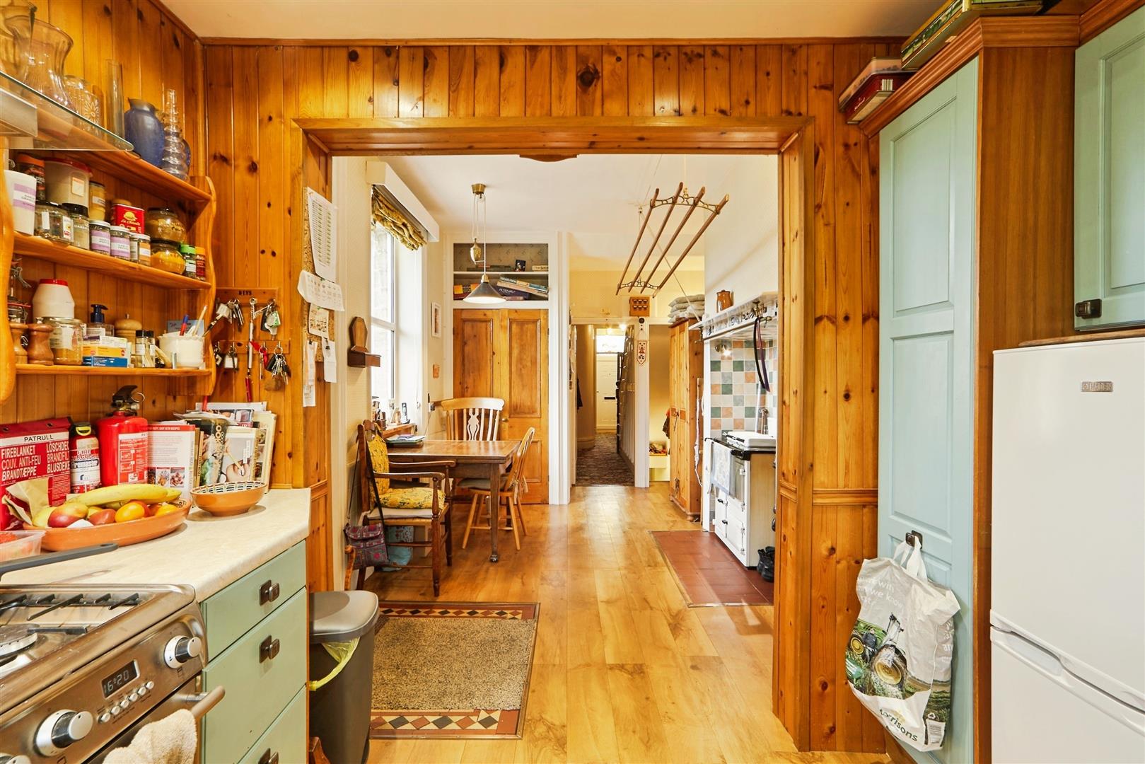 6 bed semi-detached house for sale in Highfield Lane, Keighley, BD21 2HU  - Property Image 16