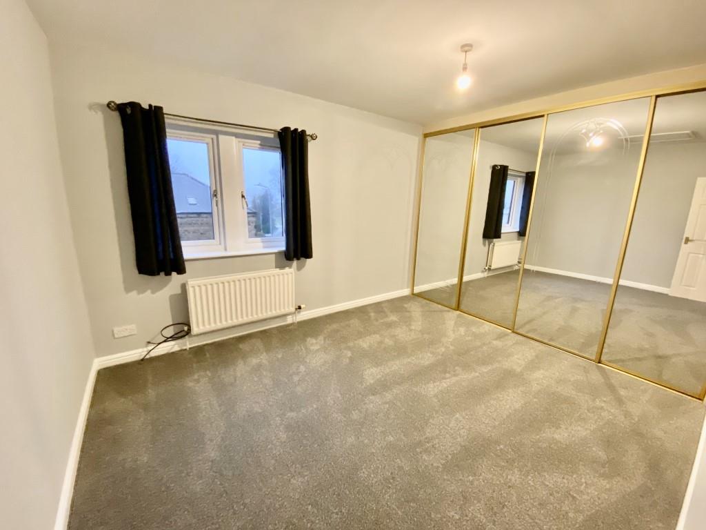 3 bed town house to rent in Heritage Way, Oakworth, BD22 7QW 3