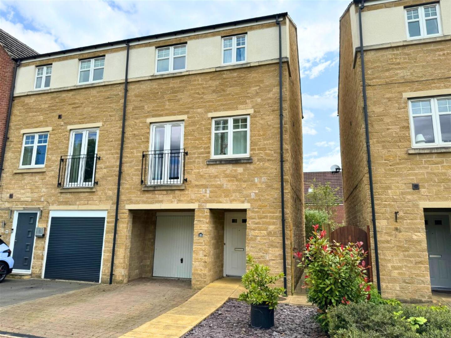 4 bed town house for sale in St. Martins Field, Otley, LS21 2FN