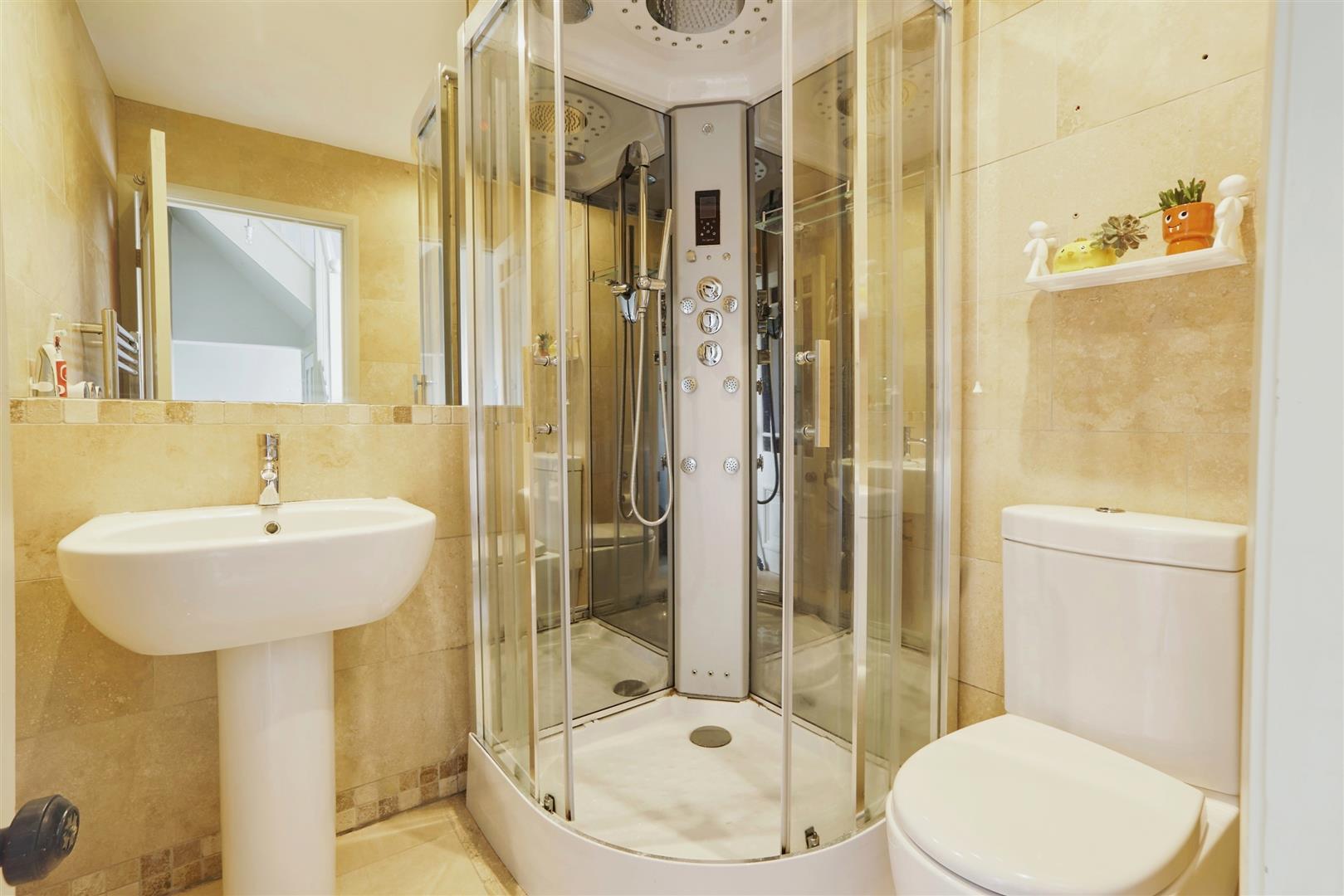 6 bed semi-detached house for sale in Spring Gardens Lane, Keighley, BD20 6LS  - Property Image 18