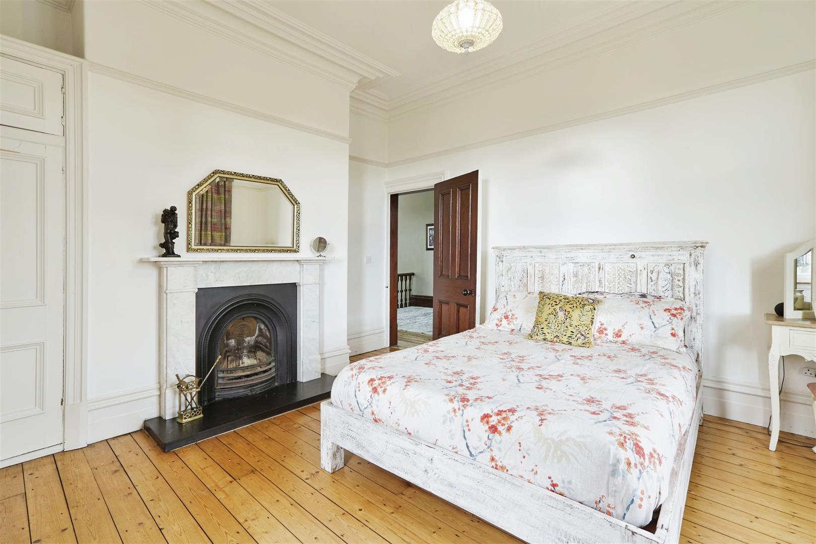 6 bed semi-detached house for sale in Spring Gardens Lane, Keighley, BD20 6LS  - Property Image 8