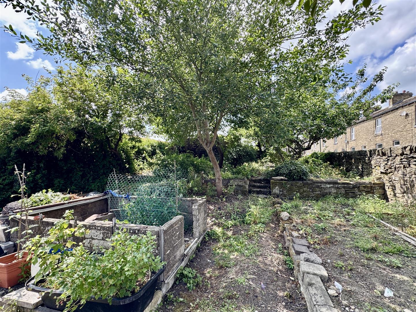 2 bed terraced house for sale in Hebden Road, Haworth, Keighley, BD22 8RE  - Property Image 4