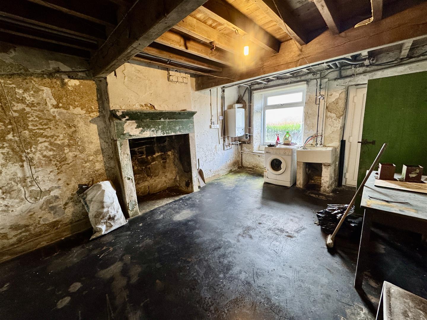 2 bed terraced house for sale in Hebden Road, Haworth, Keighley, BD22 8RE  - Property Image 12