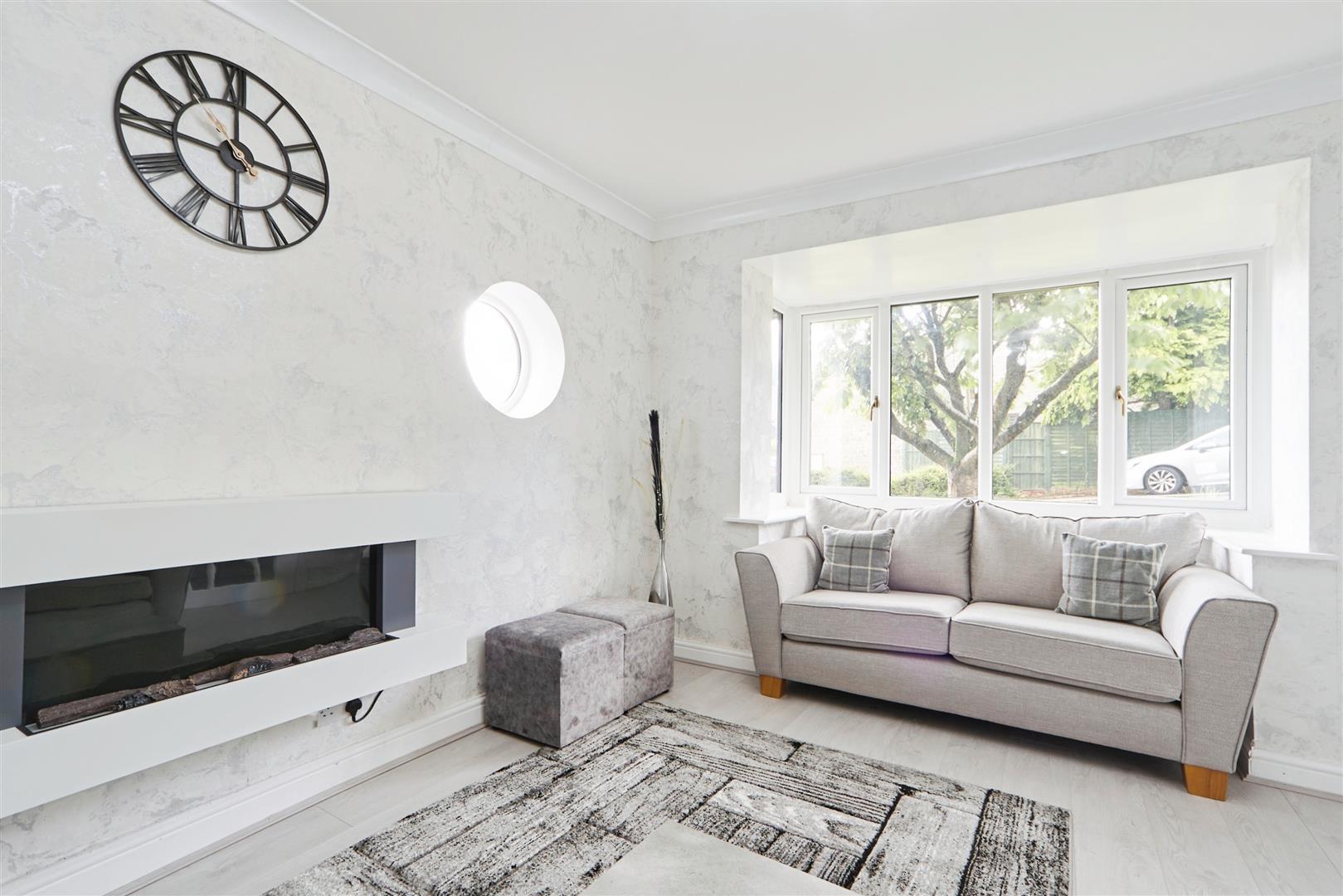 4 bed detached house for sale in Woodside, Keighley, BD20 6LF  - Property Image 3