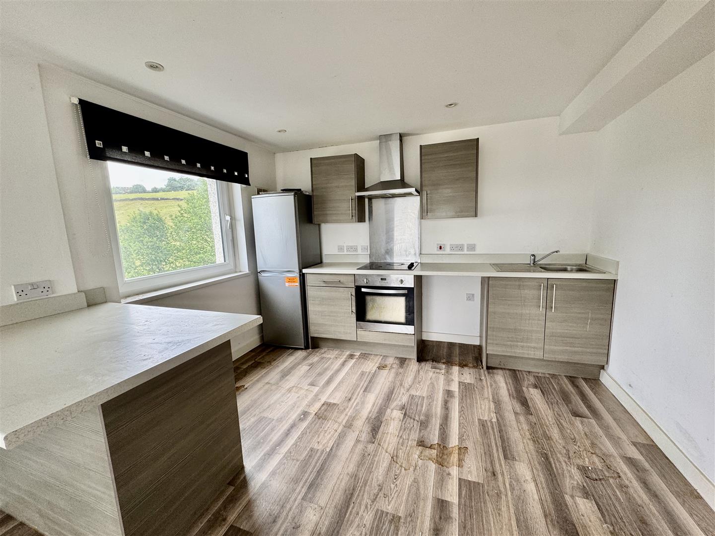 2 bed flat for sale in Bentley Court, Parkwood Rise, Keighley, BD21 4RG  - Property Image 2