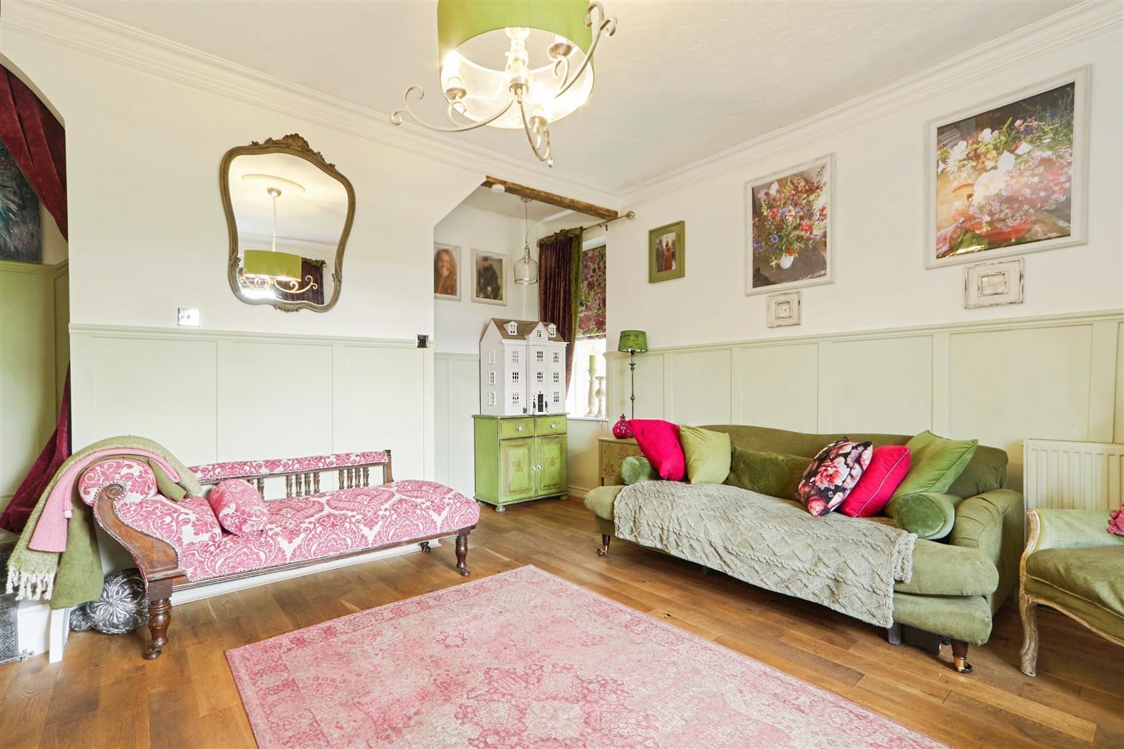 2 bed terraced house for sale in Jay Street, Haworth, BD22 8RJ  - Property Image 8