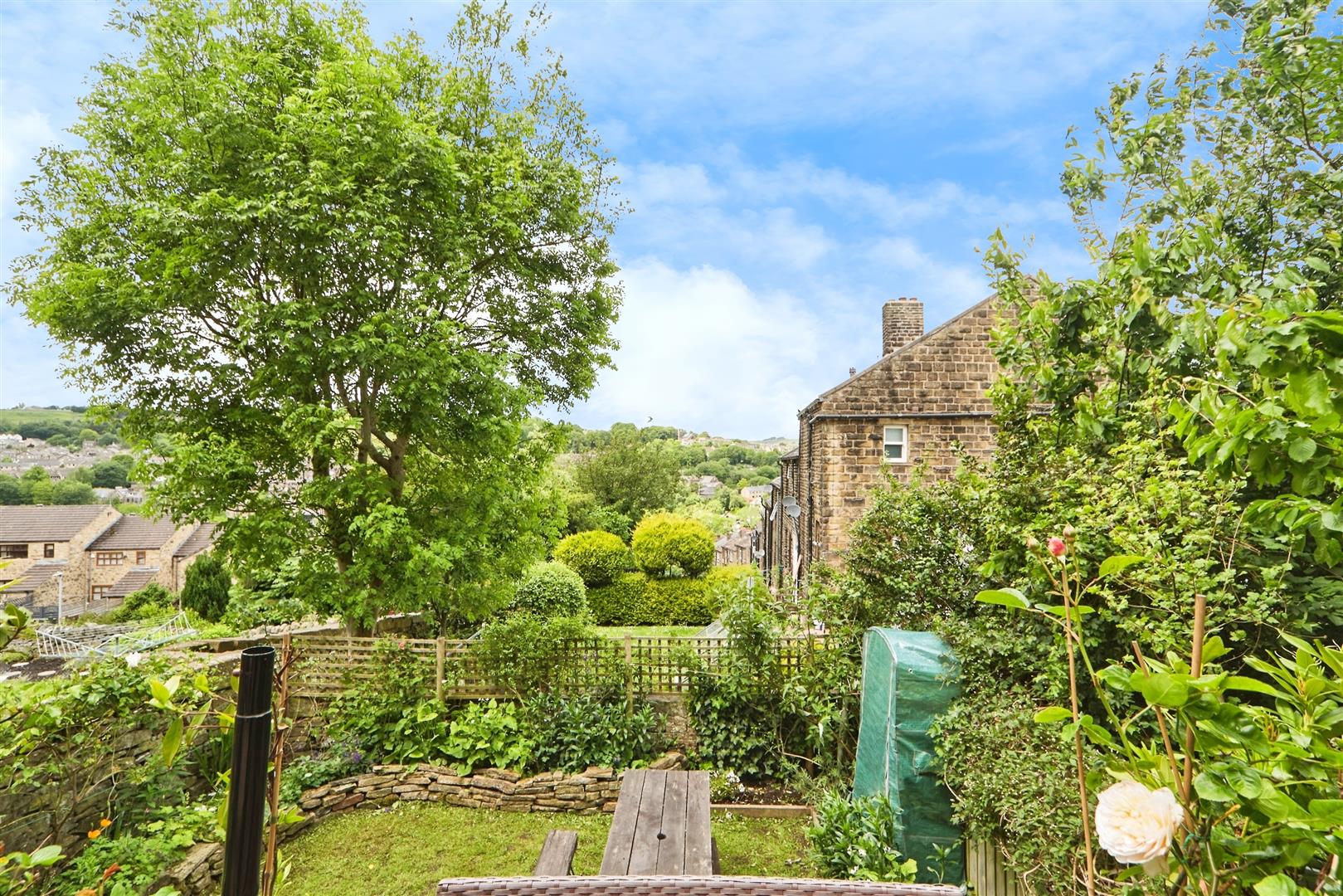 2 bed terraced house for sale in Jay Street, Haworth, BD22 8RJ  - Property Image 4