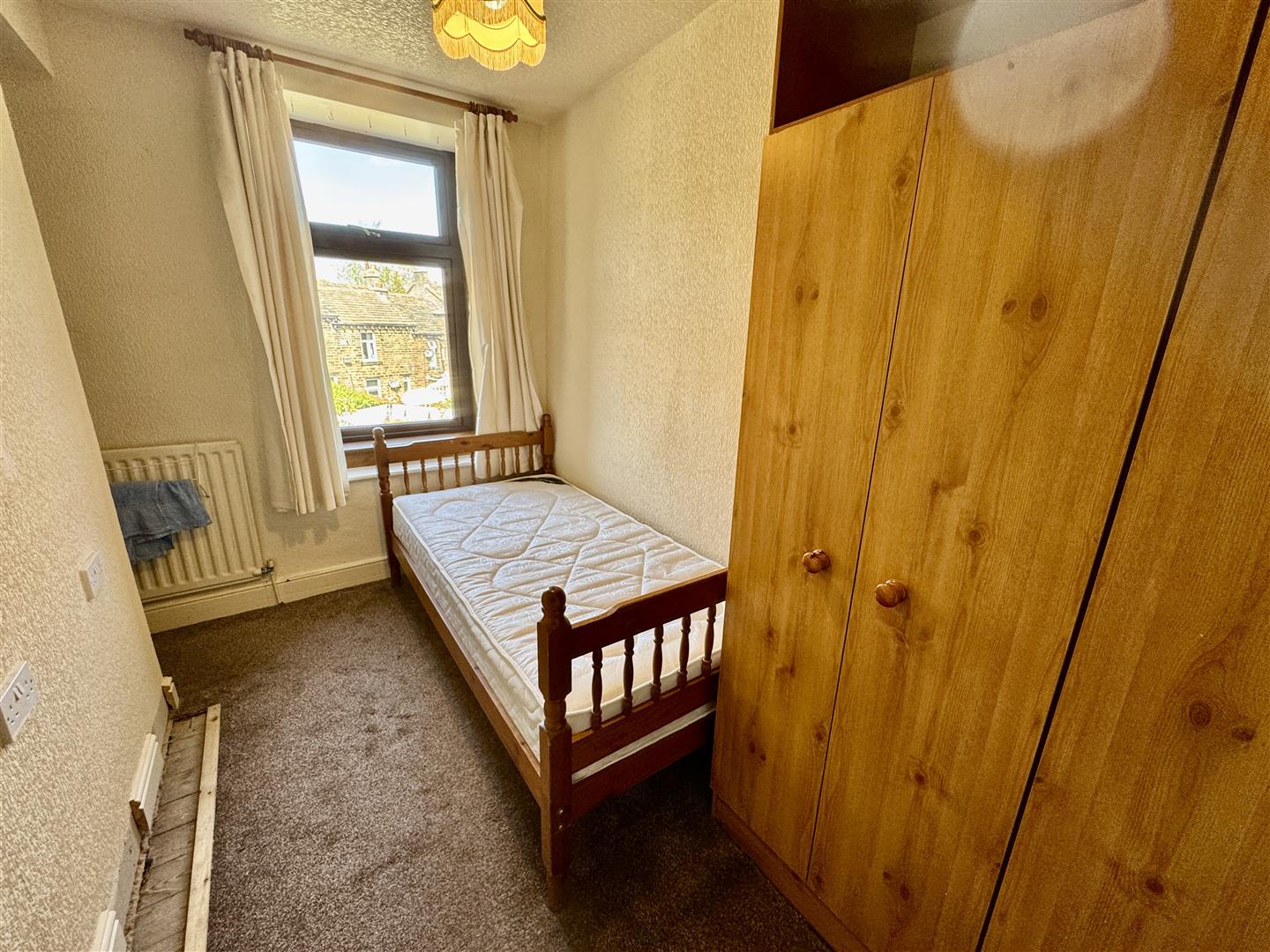 3 bed end of terrace house for sale in Clarendon Street, Haworth, BD22 8PU 7