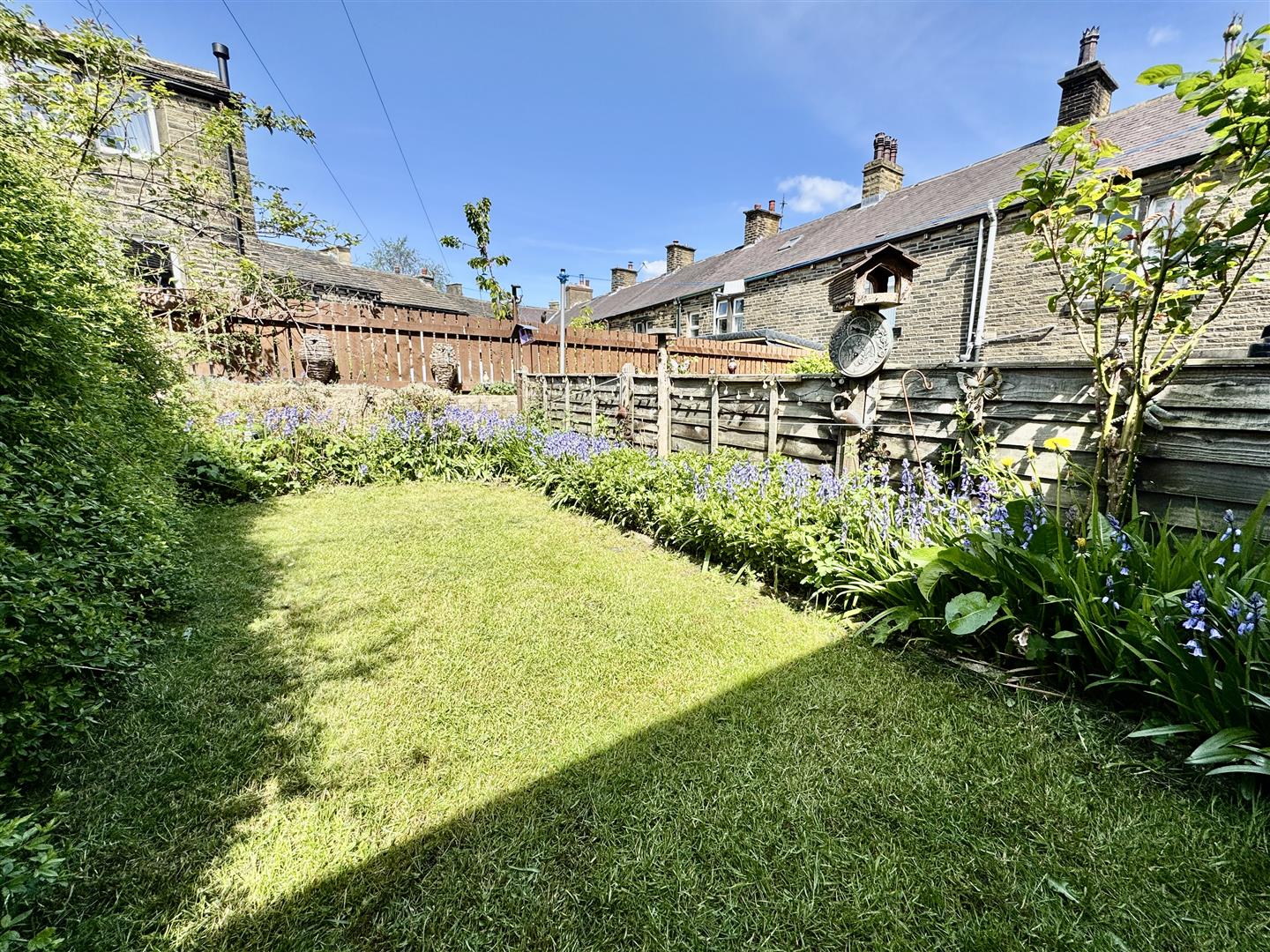 3 bed end of terrace house for sale in Clarendon Street, Haworth, BD22 8PU  - Property Image 10