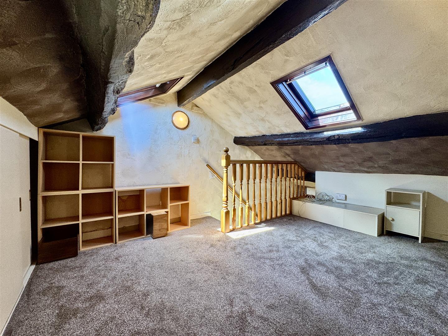 3 bed end of terrace house for sale in Clarendon Street, Haworth, BD22 8PU  - Property Image 3