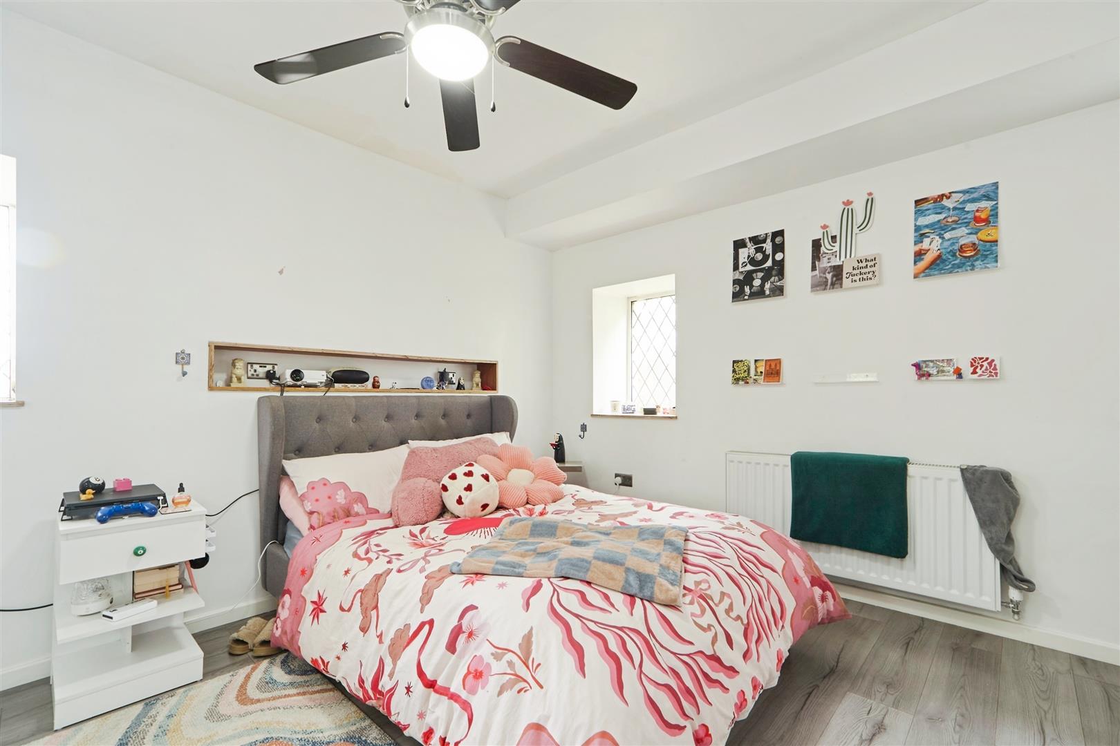 6 bed detached house for sale in Marley, Bingley, BD16 2DN  - Property Image 7