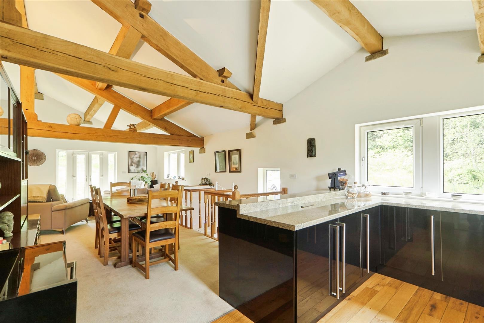 6 bed detached house for sale in Marley, Bingley, BD16 2DN  - Property Image 8