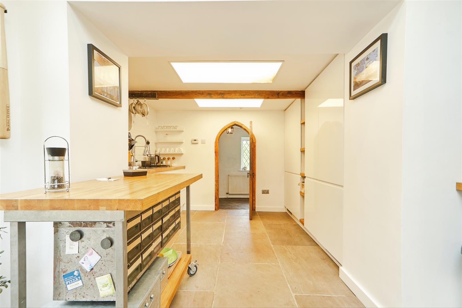 6 bed detached house for sale in Marley, Bingley, BD16 2DN  - Property Image 20