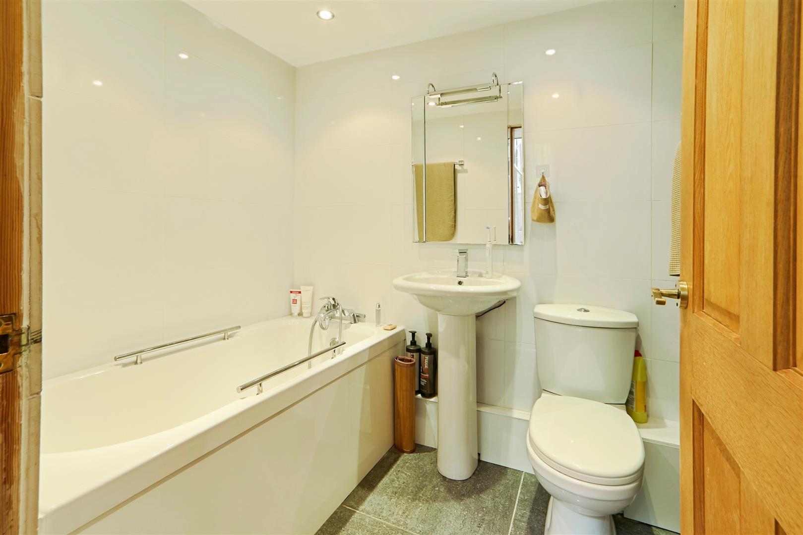 6 bed detached house for sale in Marley, Bingley, BD16 2DN  - Property Image 17