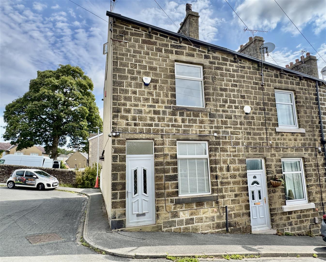 2 bed end of terrace house for sale in Apsley Street, Oakworth, Keighley, BD22 7EY