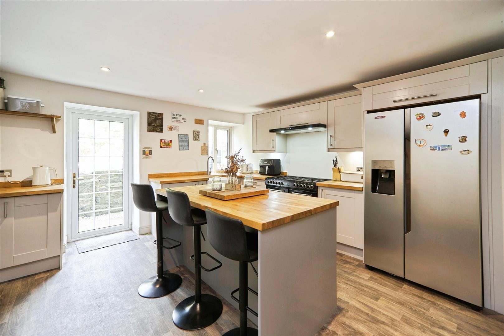 4 bed barn conversion for sale in Low Fold, Long Lee Lane, Keighley, BD21 4RS 6