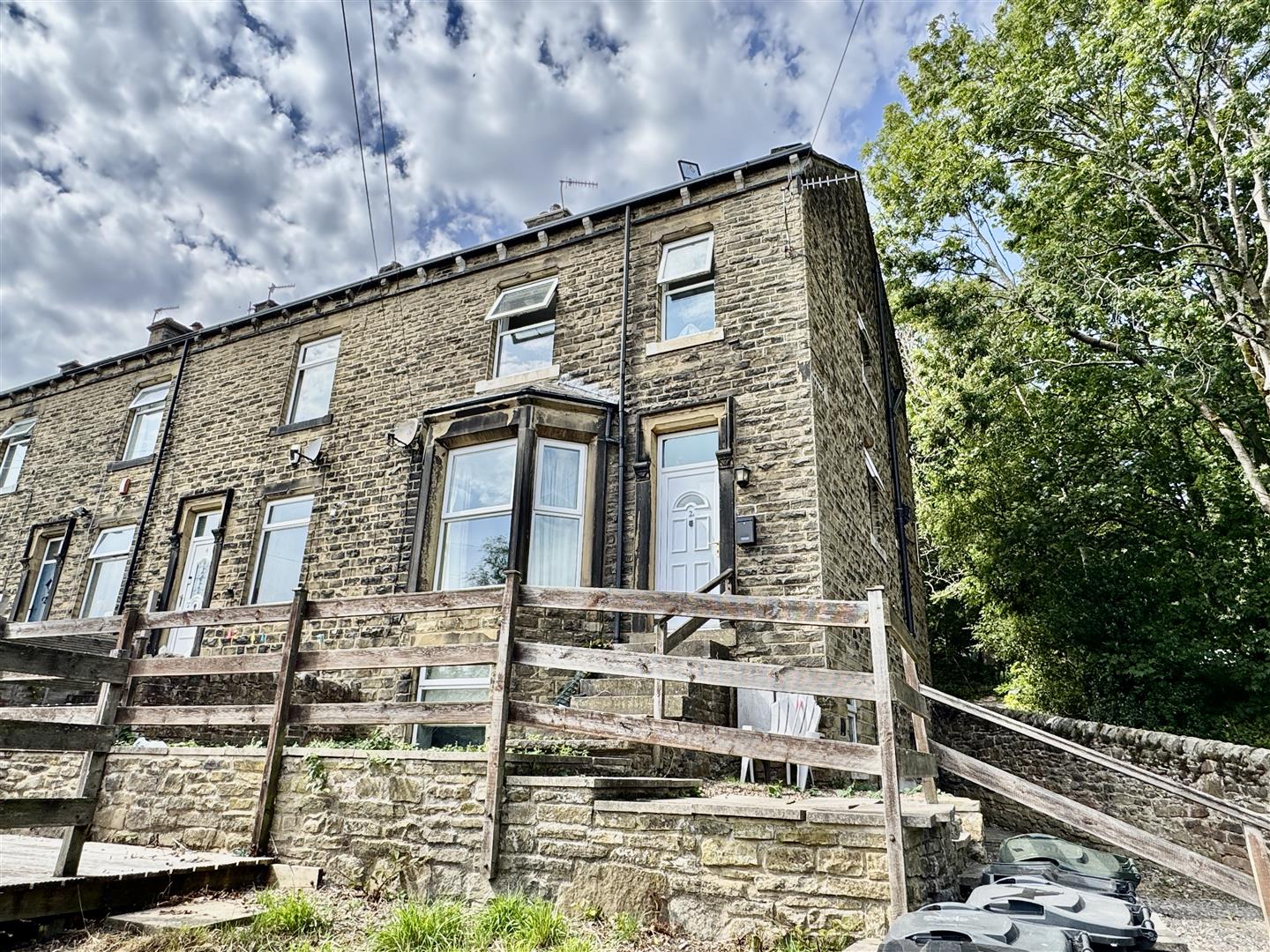 5 bed maisonette for sale in Elmwood Terrace, Keighley, BD22 7DP