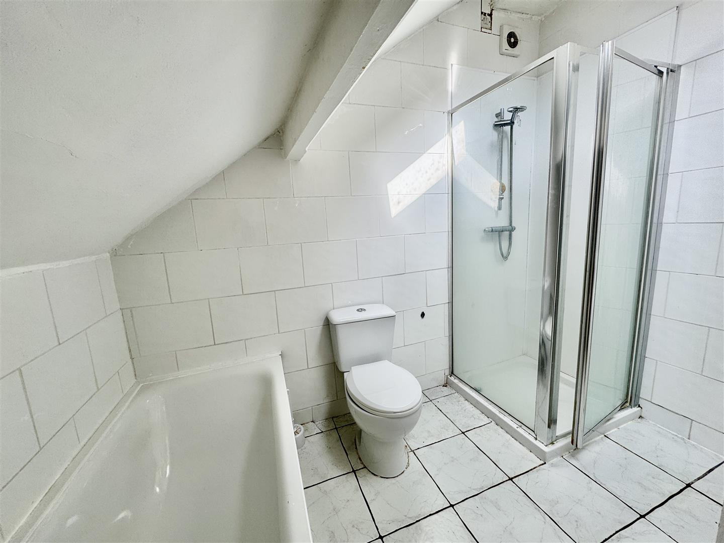 5 bed maisonette for sale in Elmwood Terrace, Keighley, BD22 7DP 5