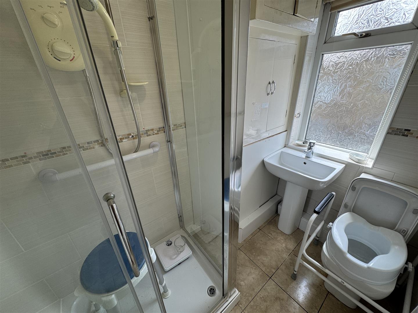 2 bed terraced house for sale in Foster Road, Ingrow, Keighley, BD21 1BD  - Property Image 3