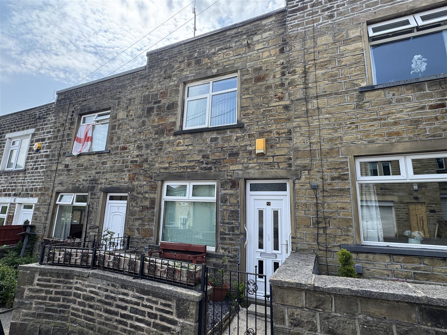 2 bed terraced house for sale in Foster Road, Ingrow, Keighley, BD21 1BD  - Property Image 1