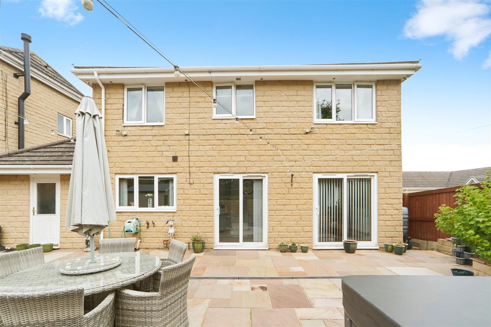 4 bed detached house for sale in Hayfields Close, Keighley, BD22 6SB  - Property Image 17
