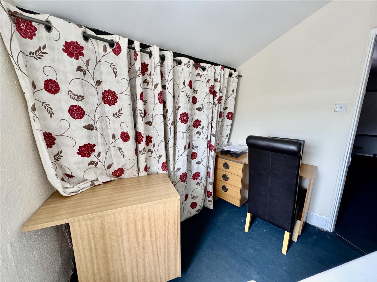 3 bed semi-detached house for sale in Aire Street, Haworth, Keighley, BD22 8LX  - Property Image 8