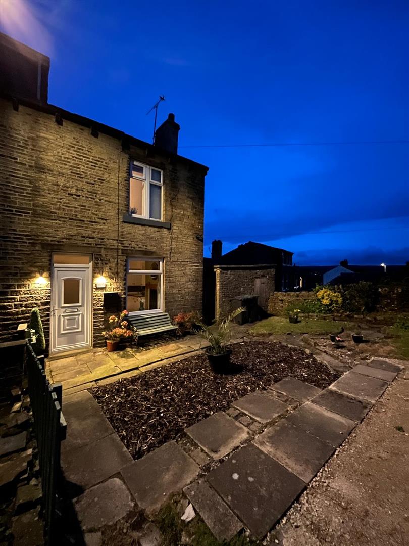 1 bed end of terrace house for sale in Apsley Terrace, Oakworth, BD22 7HF  - Property Image 10