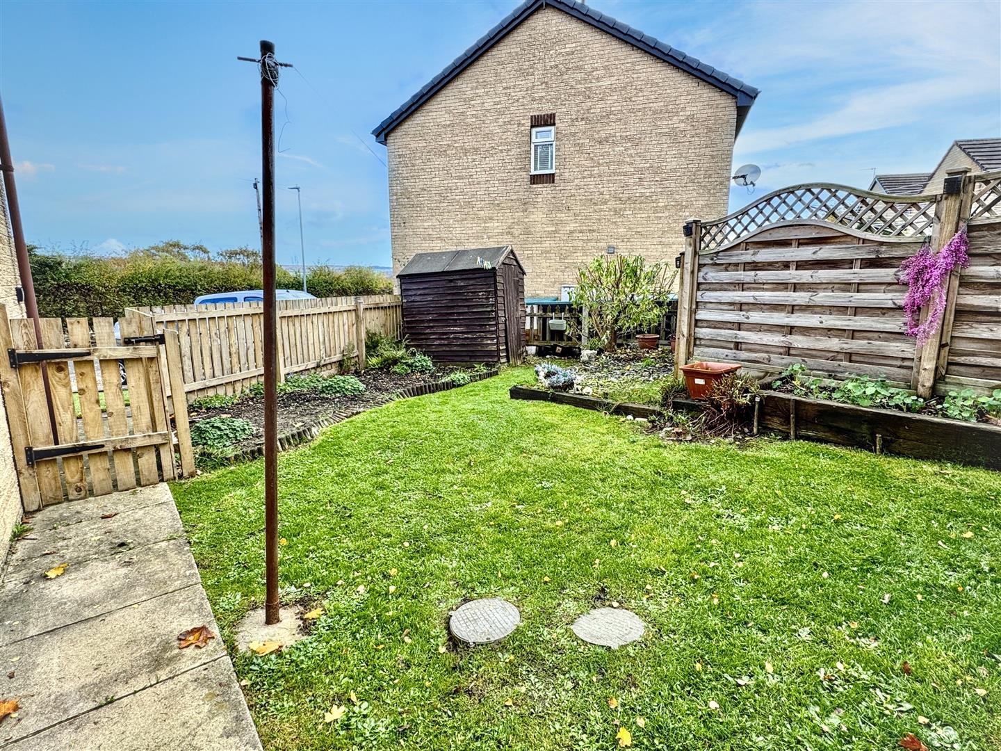 3 bed semi-detached house for sale in Felbrigg Avenue, Keighley, BD22 6BA 11