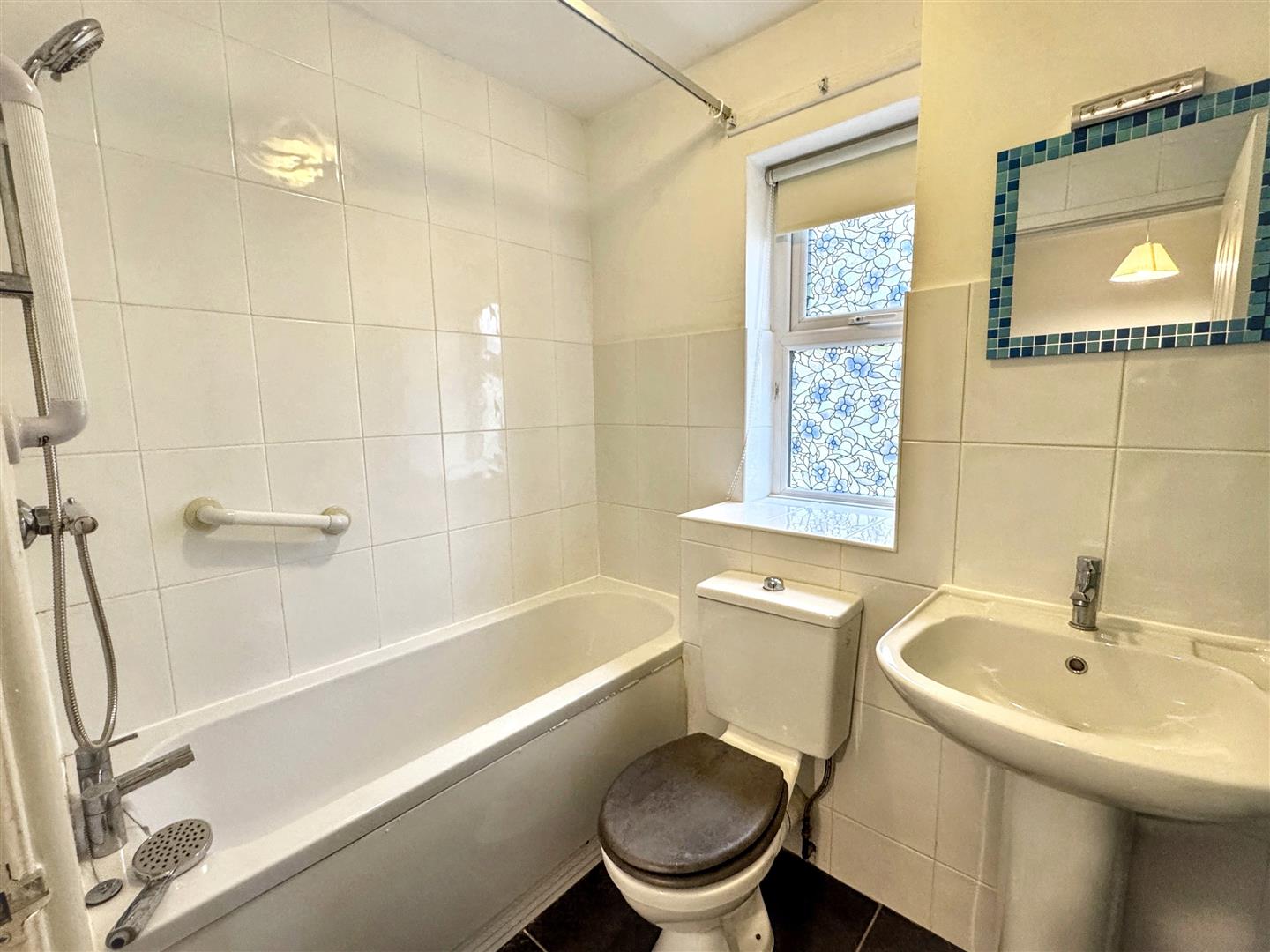 2 bed end of terrace house for sale in Long Lane, Harden, Bingley, BD16 1HP 7