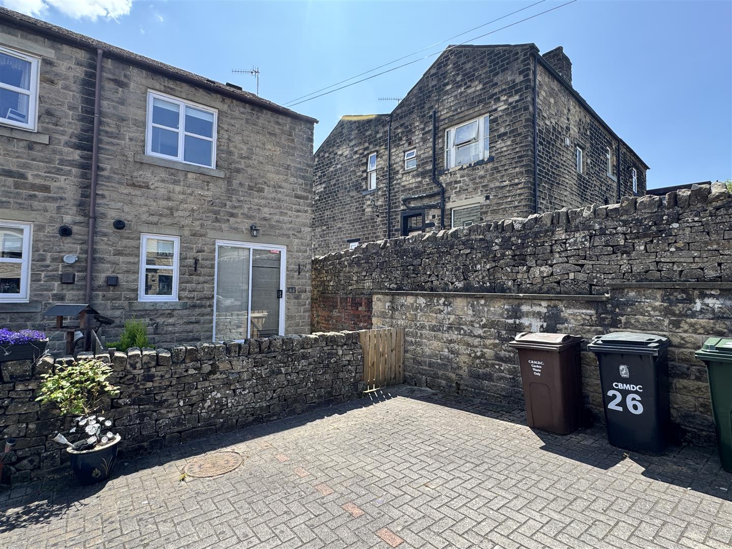 2 bed end of terrace house for sale in Long Lane, Harden, Bingley, BD16 1HP 11