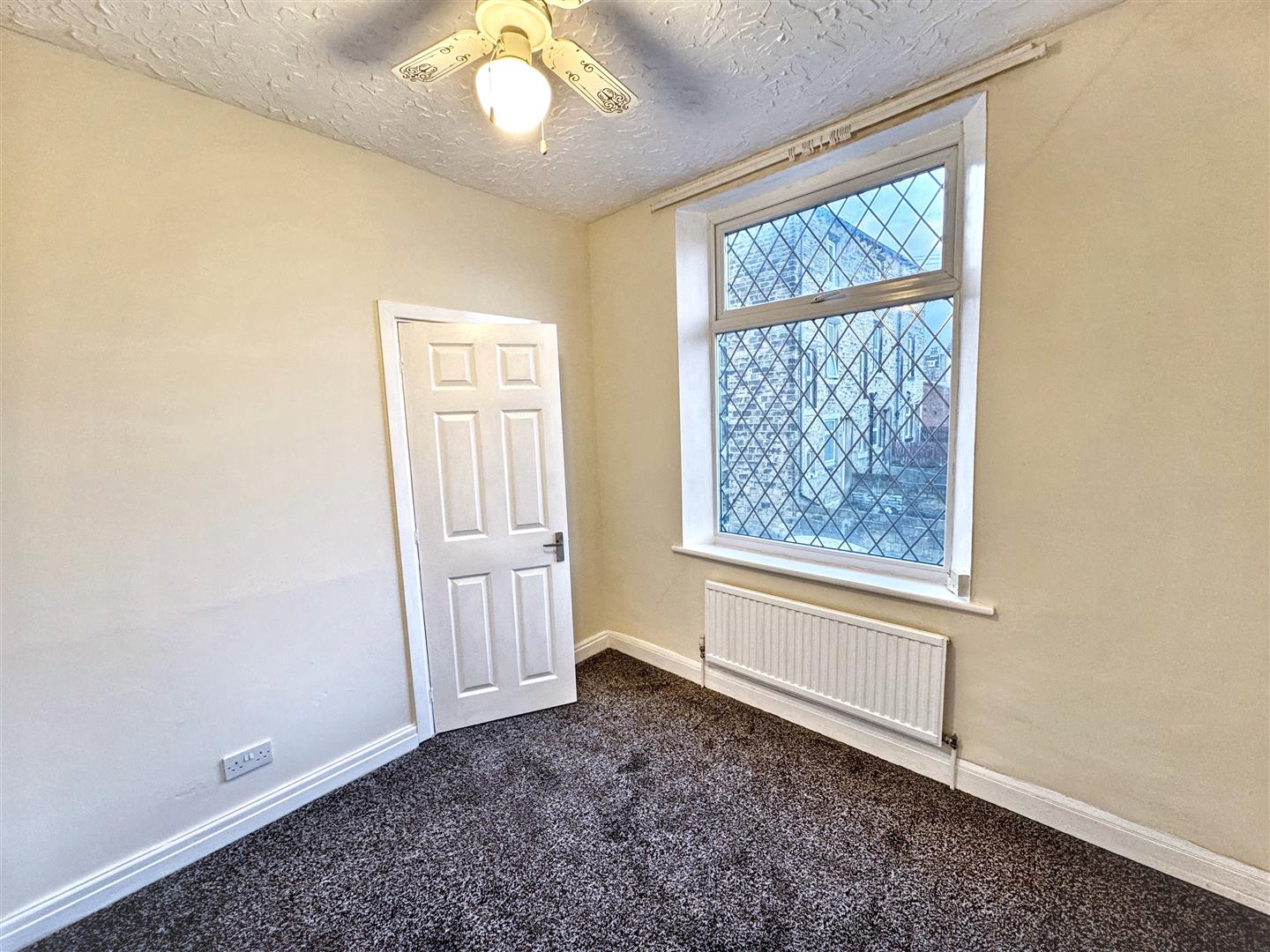 2 bed end of terrace house for sale in Arcadia Street, Keighley, BD21 1EJ 5