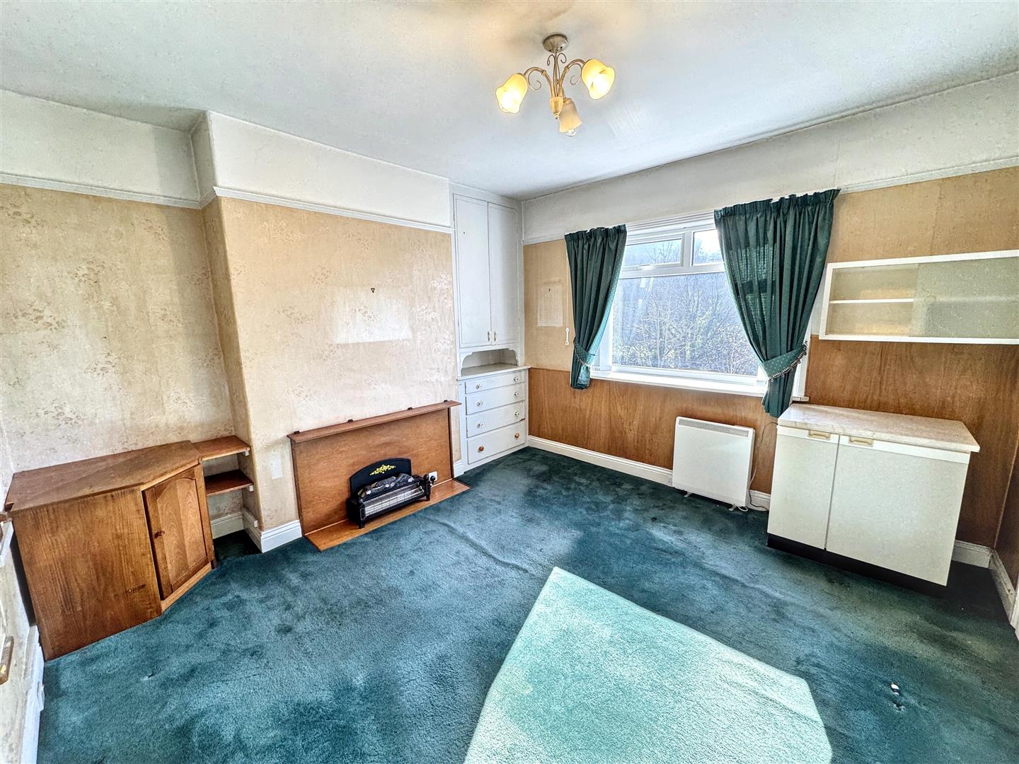 3 bed semi-detached house for sale in Park Lane, Keighley, BD21 4RL 2