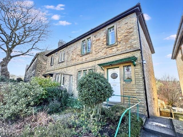 3 bed semi-detached house for sale in Park Lane, Keighley, BD21 4RL