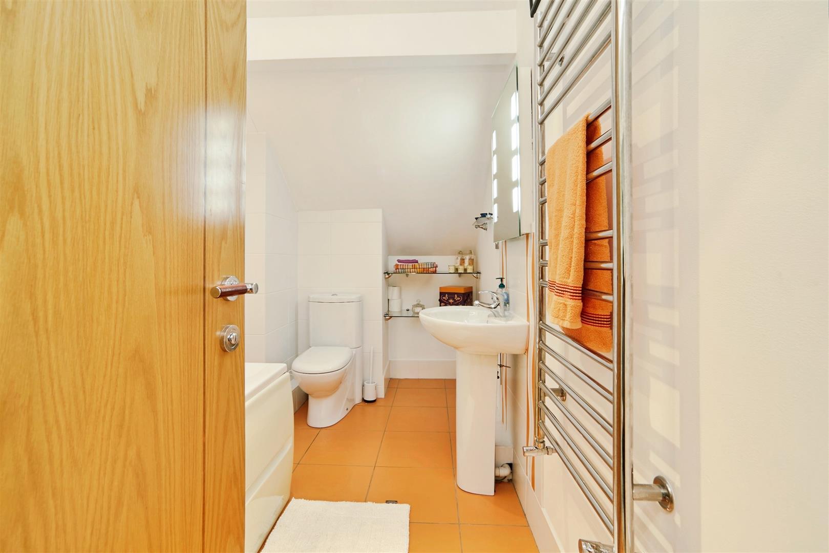 6 bed detached house for sale in Ghyll Wood Drive, Bingley, BD16 1NF  - Property Image 21