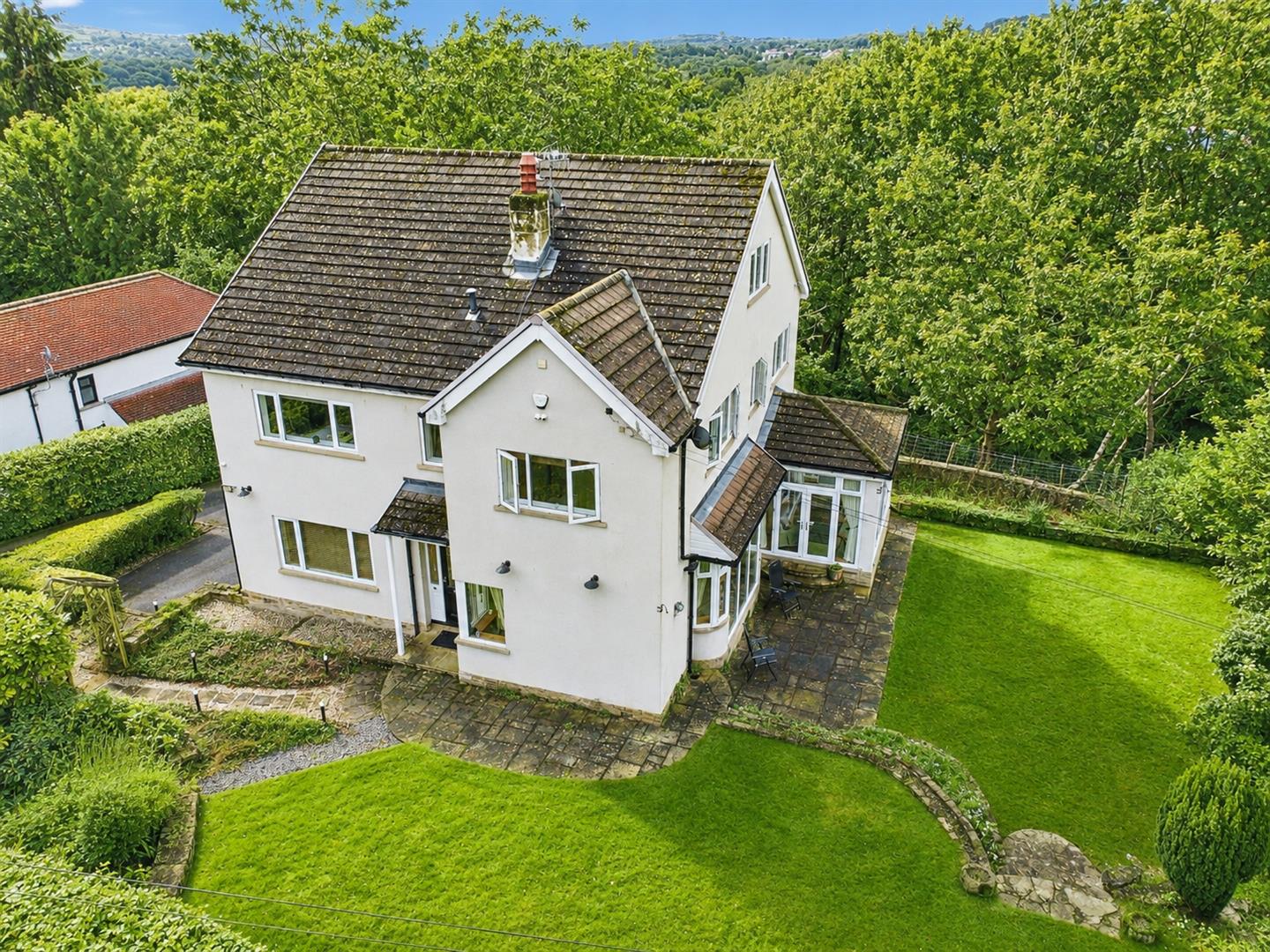 6 bed detached house for sale in Ghyll Wood Drive, Bingley, BD16 1NF 25