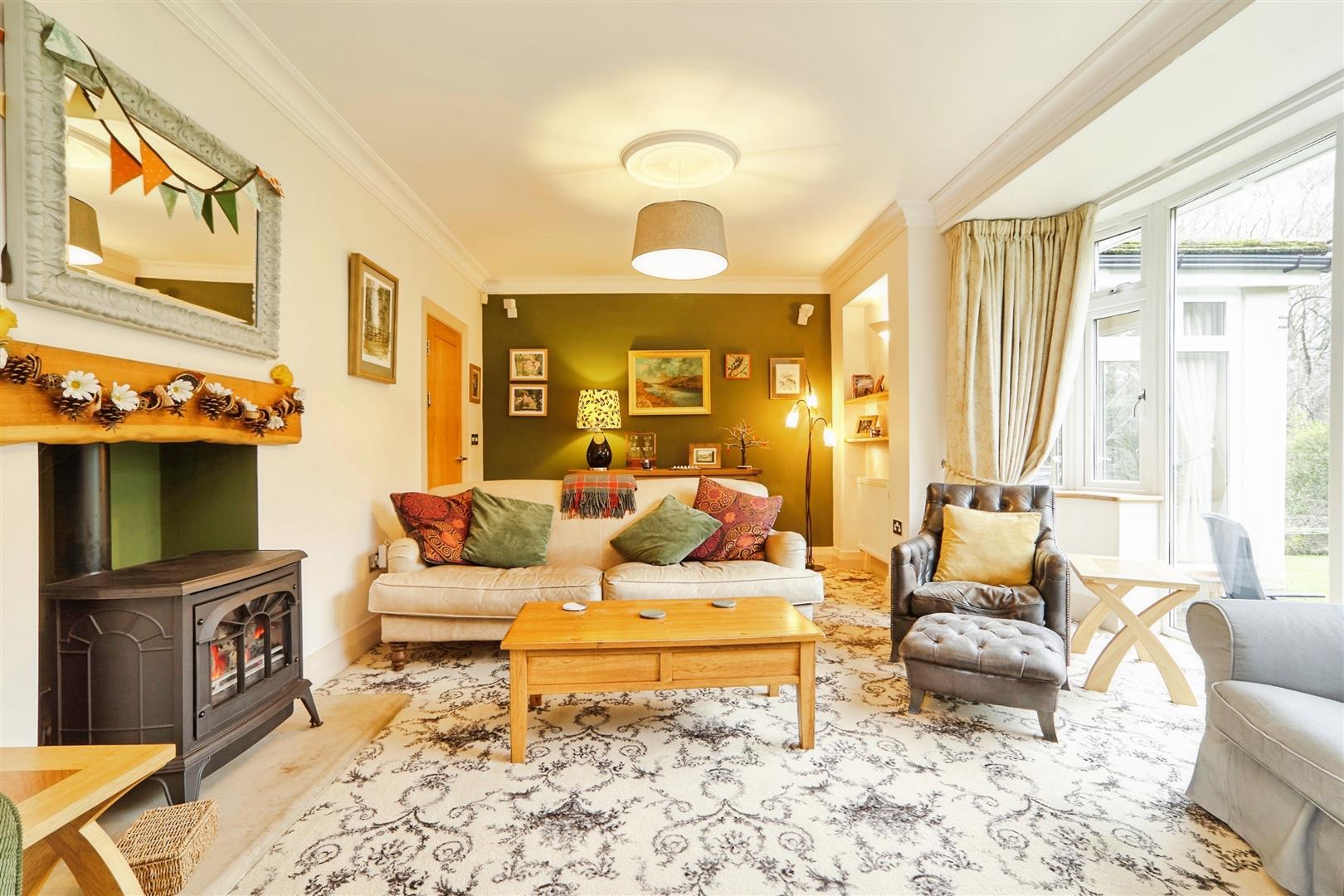 6 bed detached house for sale in Ghyll Wood Drive, Bingley, BD16 1NF 1