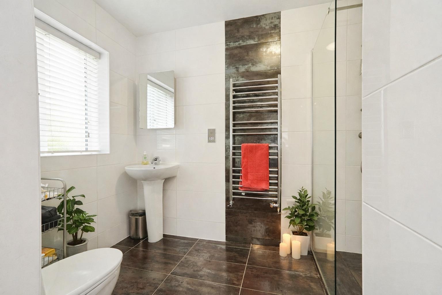 6 bed detached house for sale in Ghyll Wood Drive, Bingley, BD16 1NF  - Property Image 13